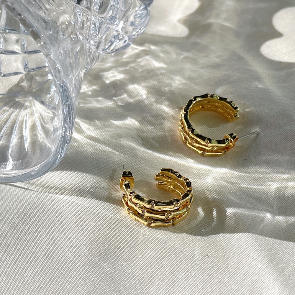CLOSING SALE! 💕18K Gold Plated Sparky Bamboo Shape Hoop Earrings - Picture 10 of 13